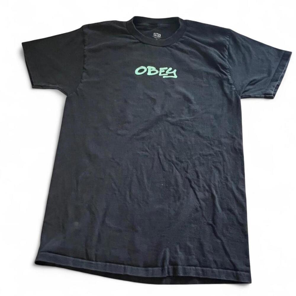 Obey Men's Black and Navy Tshirt